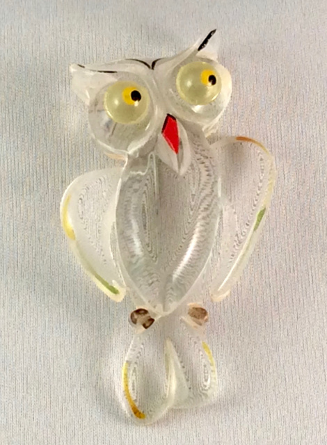 BP226 big lucite owl pin